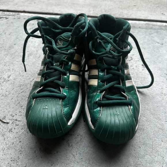 Vintage pro model superstars! 2000 - Picture 2 of 5